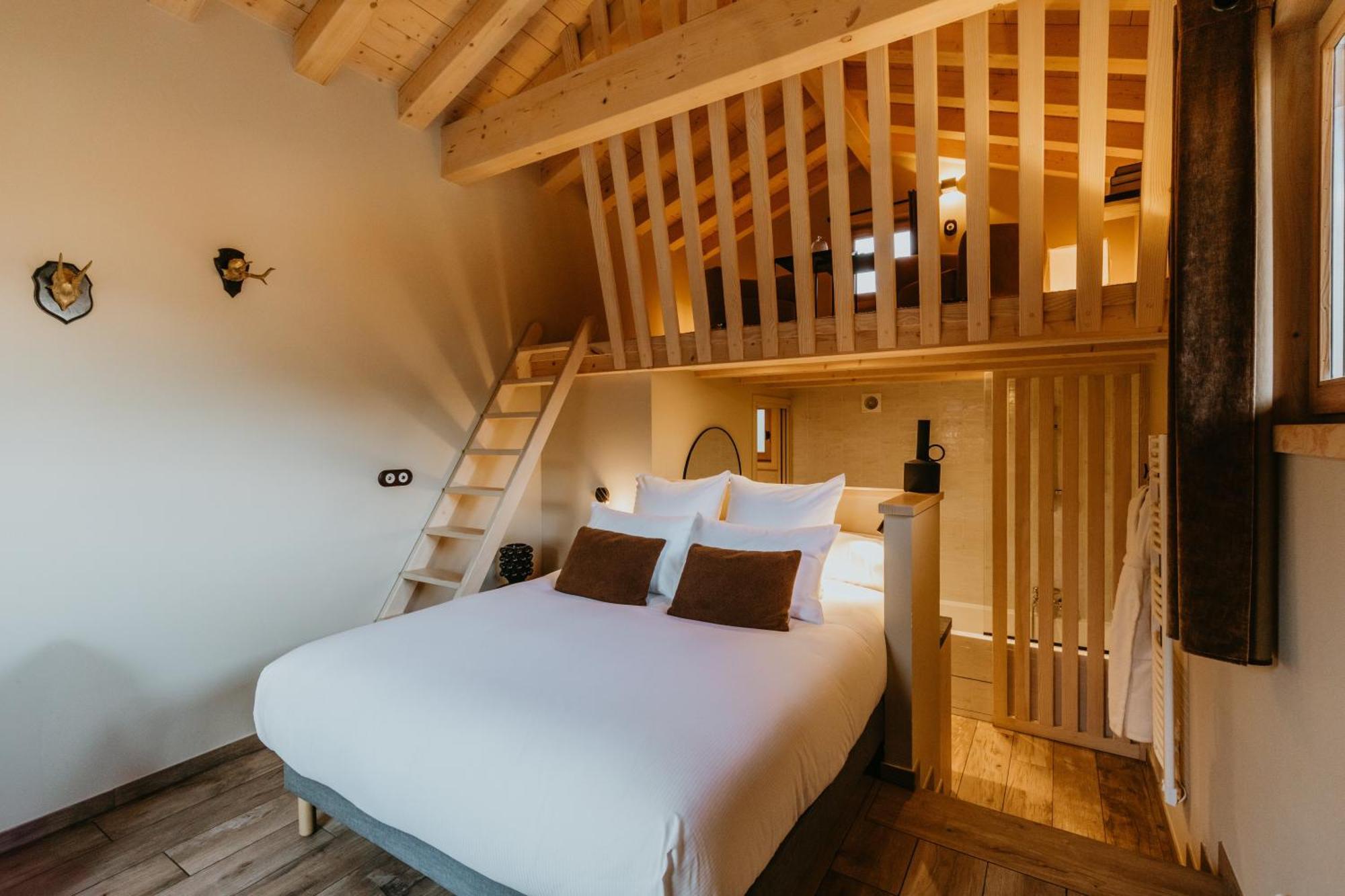 Hotel Restaurant La Ferme De Cupelin Сен-Жерве-Ле-Бэн Экстерьер фото